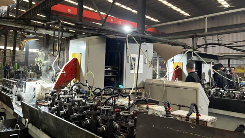 TENYES Bundy Tube Solid State høyfrekvent sveiser