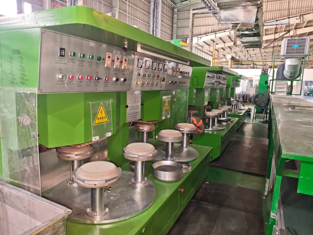 Loddemaskinen for kokekaret er installert i utlandet.